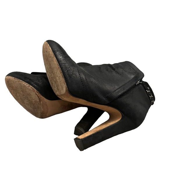 CHANEL Black Distressed Suede Chain Detail Ankle Boots Shoes 39 - Picture 5 of 9